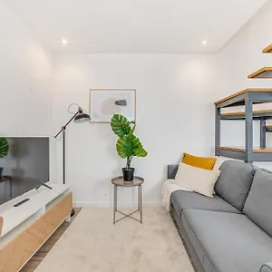 https://campolide-duplex-apartments.hotels-lisbon-portugal.com